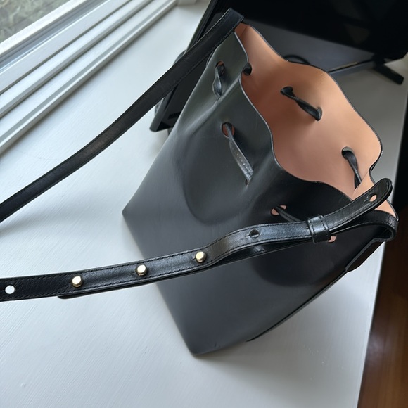 Mansur Gabriel mini bucket bag black/ballerina - Picture 16 of 17